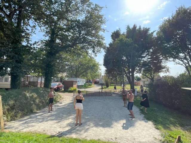 camping du grand fay pétanque