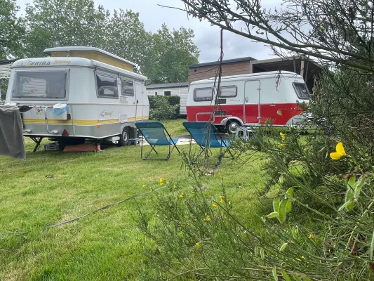 emplacement caravane au camping du grand fay 44320 st Père en retz