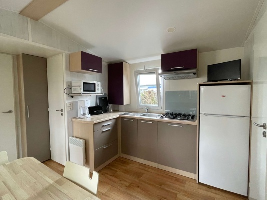 CUISINE MOBIL-HOME 2 CHAMBRES CAMPING DU GRAND FAY