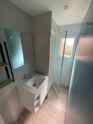 salle de bain mobil-home 3 chambres camping du grand fay