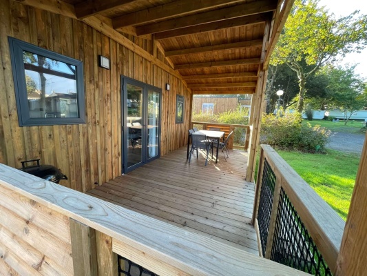 CHALET  SESAME 3 CHAMBRES TERRASSE EXTERIEUR CAMPING DU GRAND FAY